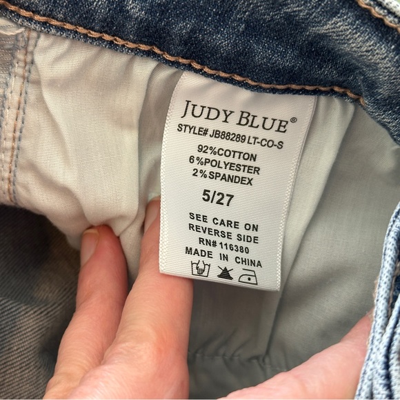 Judy Blue Light Wash Slim Bootcut Jeans w/Slit Hem | Womens 5/27 - Picture 6 of 17